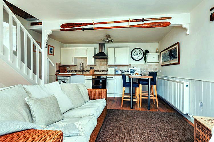 Captains-Lookout a british holiday cottage for 4 in , 