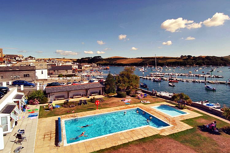 2 The Salcombe a british holiday cottage for 4 in , 