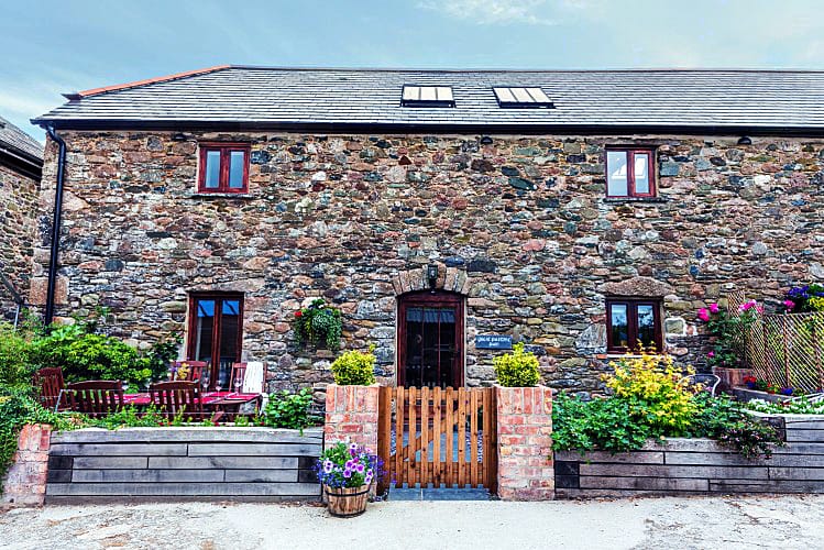 Great Palstone Barn a british holiday cottage for 6 in , 