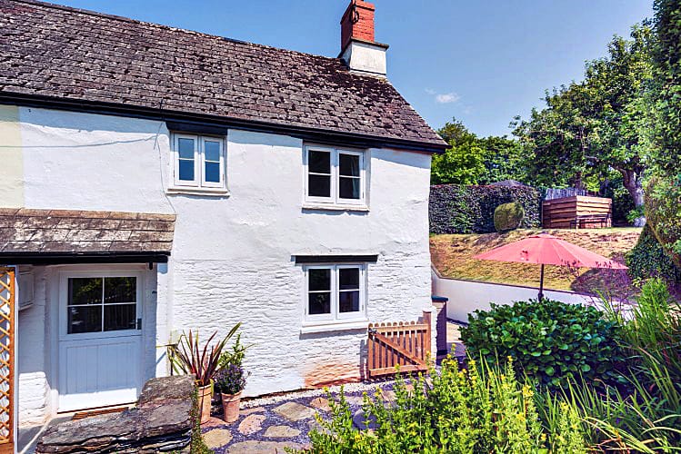 2 Rose Cottages a british holiday cottage for 3 in , 