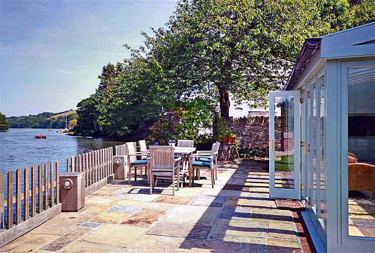 Perchwood Shippon a british holiday cottage for 8 in , 