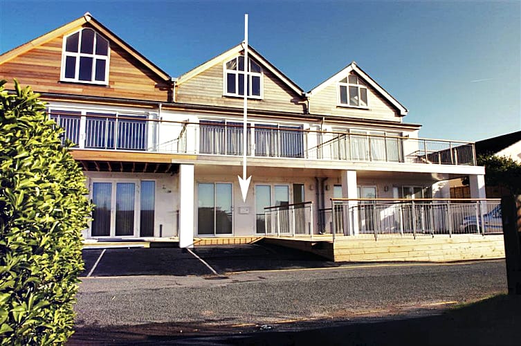 1 Lower Sandbanks a british holiday cottage for 4 in , 