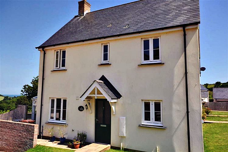 Fuchsia Cottage a british holiday cottage for 6 in , 