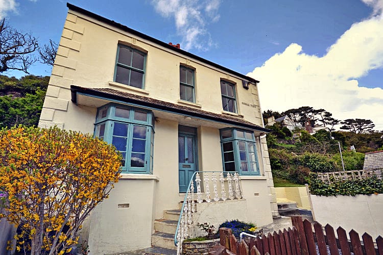 Ocean View a british holiday cottage for 8 in , 