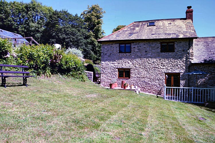 Burrow Hill Cottage a british holiday cottage for 4 in , 