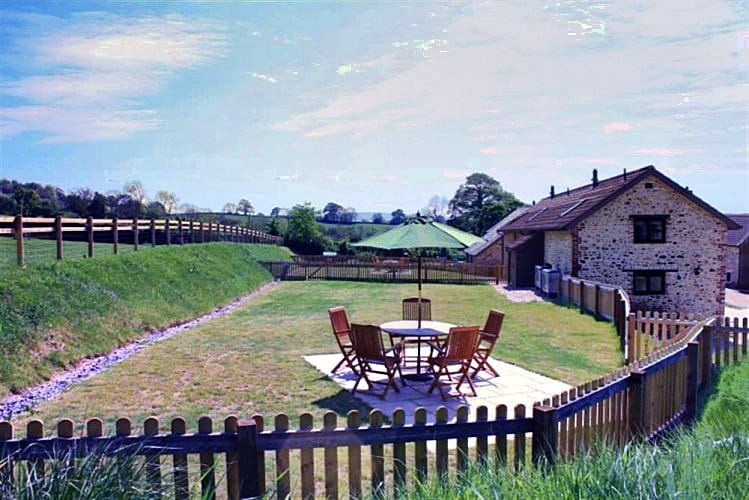 Pear Tree Cottage a british holiday cottage for 5 in , 
