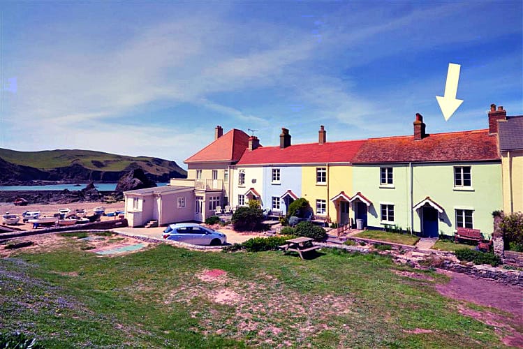 Camac Cottage a british holiday cottage for 8 in , 