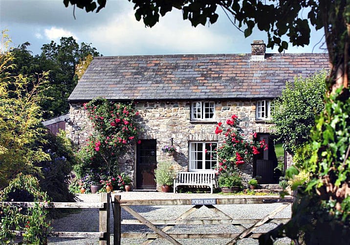 Little Forda a british holiday cottage for 5 in , 