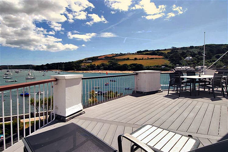 21 The Salcombe (Quarterdeck) a british holiday cottage for 4 in , 