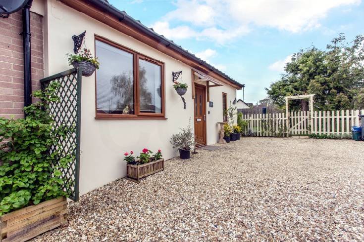 Little Arrish a british holiday cottage for 4 in , 